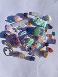 For live streaming: 100 yen bracelets, necklaces, rings, and pendants